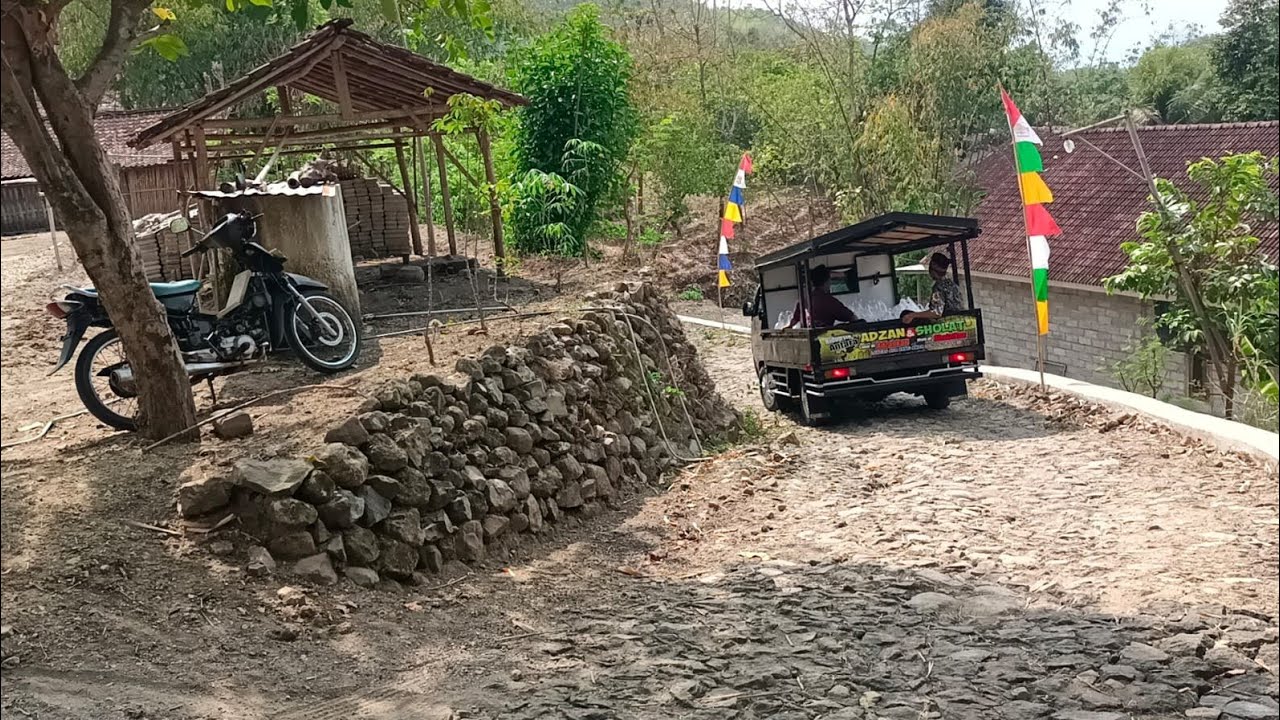 TIBA-TIBA HUJAN DERAS DI SIANG BOLONG SAAT REWANG HAJATAN ATER2/N*NJ*K