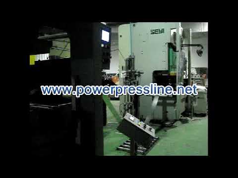 Press feeding line with NC servo roll feeder for tandem presses