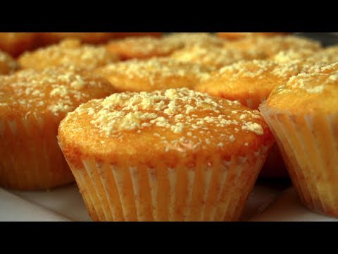 Video: Hvordan Man Laver Kandiseret Ananas Og Mango Muffins