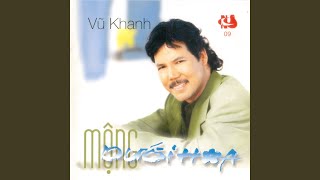 Video thumbnail of "Vu Khanh - Trả lại thoáng mây bay"