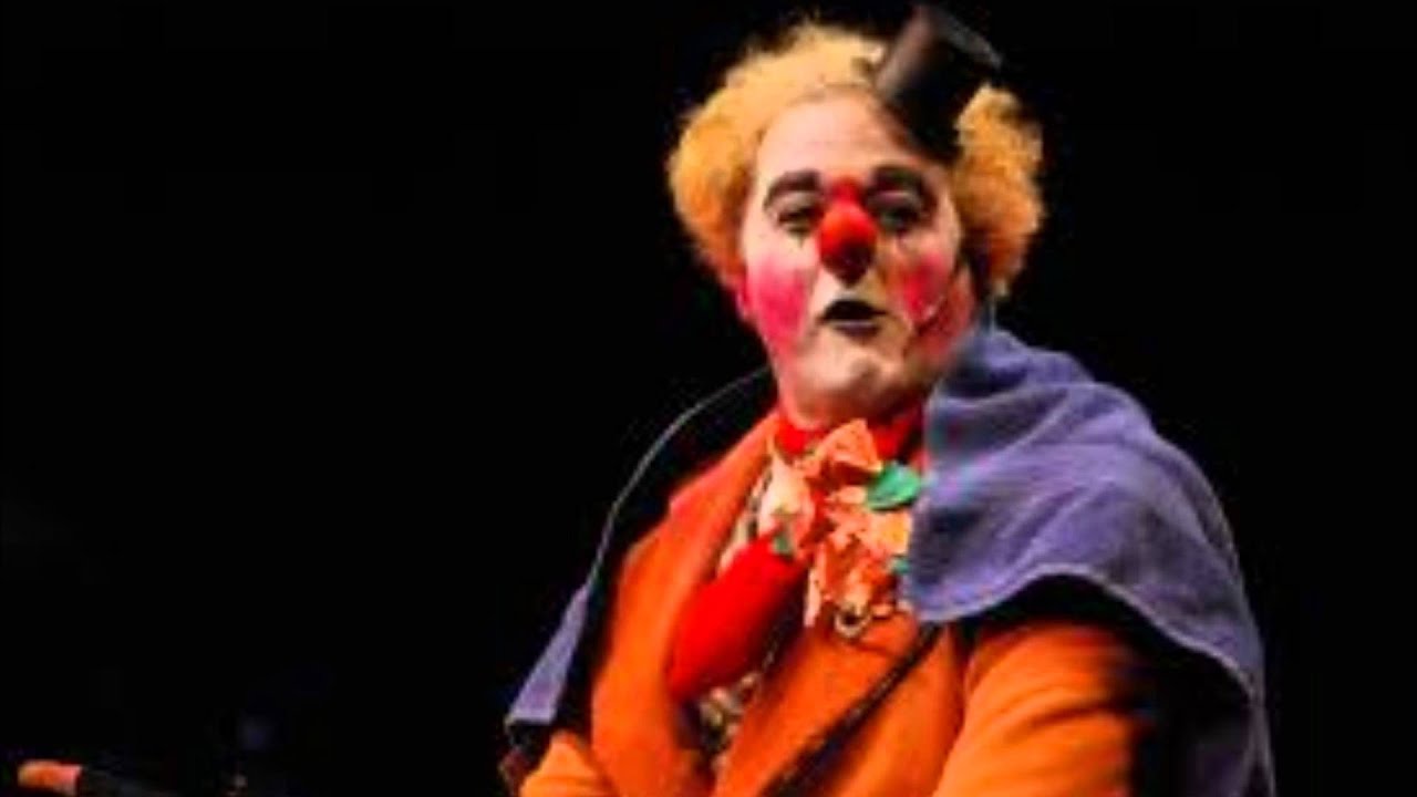 Black el payaso. Final Dúo. YouTube