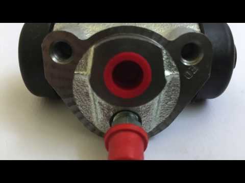 TRW BWF150 Робочий гальмівний циліндр ВАЗ 2101-07 2108-15 2110-12 Нива 2121, відео 1