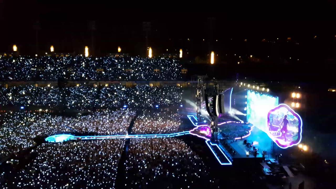 Coldplay — A sky full of stars (Live in Barcelona — 27th May 2016