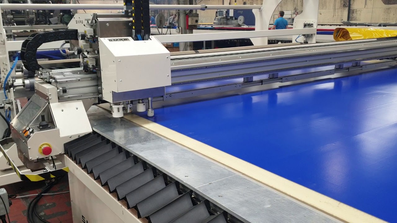 SM-330- lplotter machine