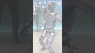 Humanoid Robot Dances For Vladimir Putin Following Other Russian Bots Fail