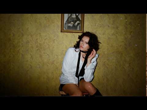 Elena - Działasz na mnie jak