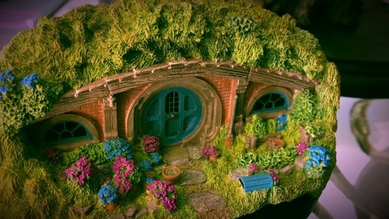 36 BagShot Row by Weta Workshop Smaug