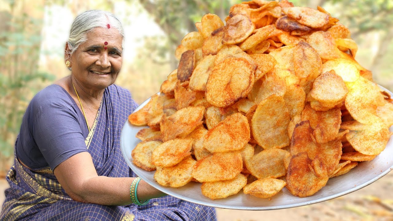 Crispy Thin Potato Chips || Potato Wafers || Quick and Easy Aloo Chips Recipe || Myna Street food | Myna Street Food