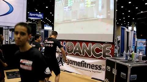 iDance - Bumble Bee (Nick and Foy Freestyle)