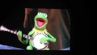 Kermit sings The Rainbow Connection at The Hollywood Bowl.