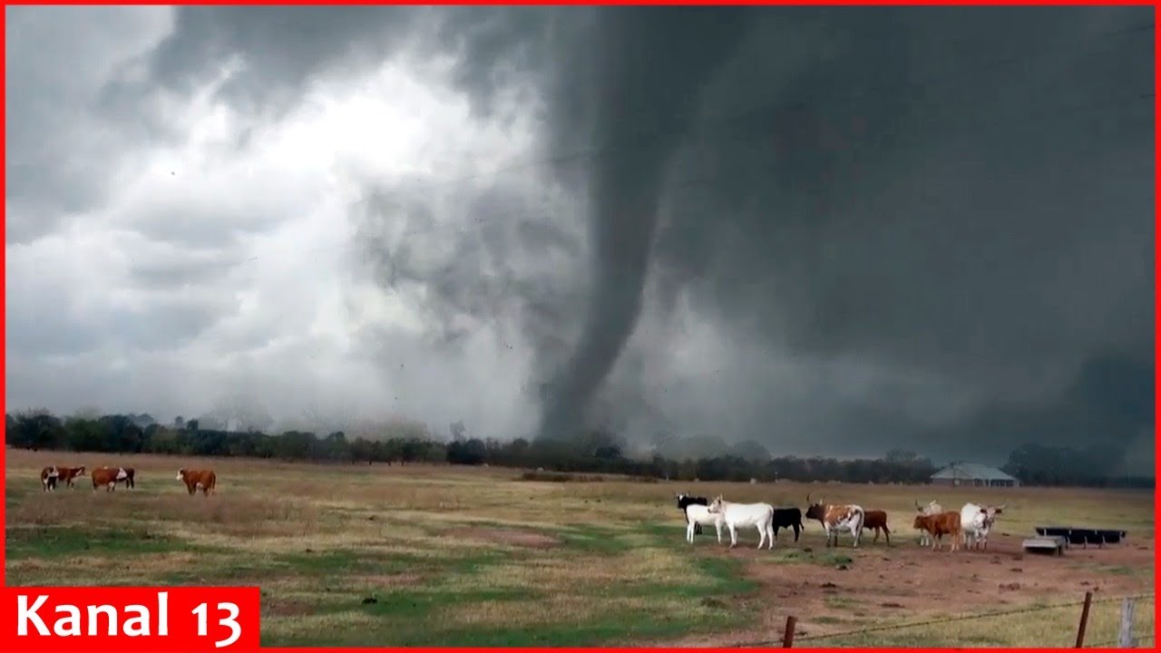 Tornadoes hit Texas, Oklahoma and Arkasas: At least 3 dead, multiple ...