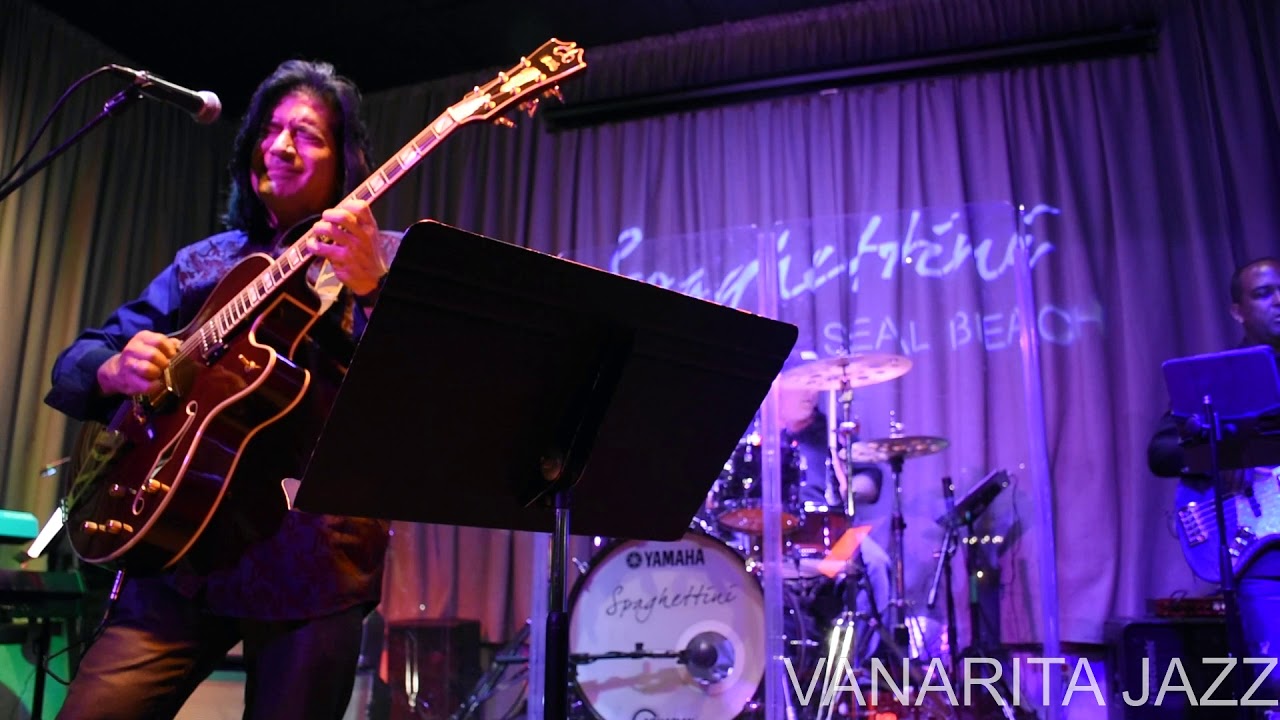 Blake Aaron doing Groovers and Shakers.