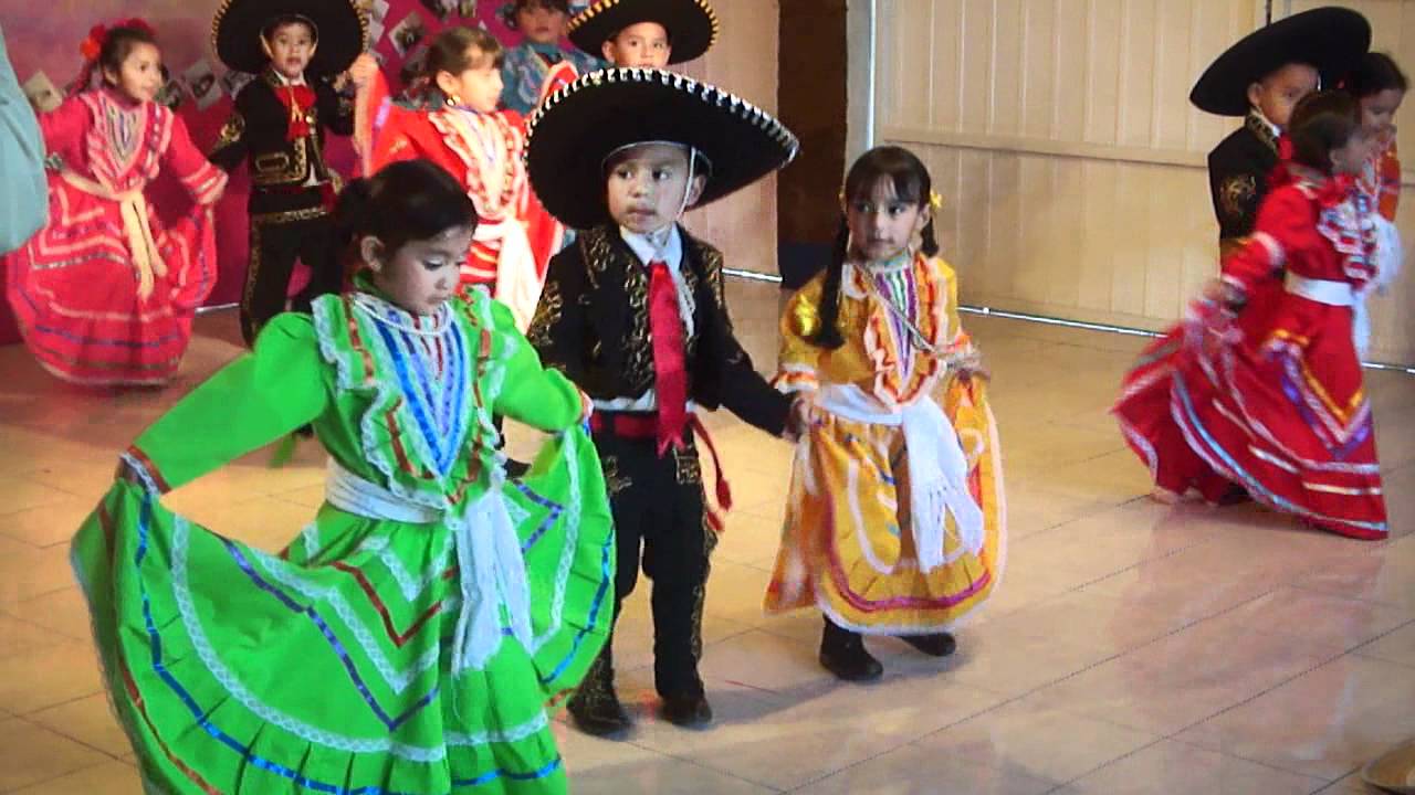 El son de la Negra Bailado por Altair.MP4