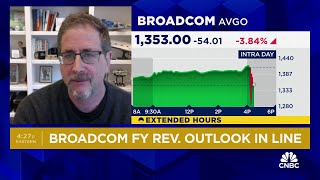 I don't see anything 'structurally wrong' with Broadcom Q1 earnings, says Bernstein's Stacy Rasgon