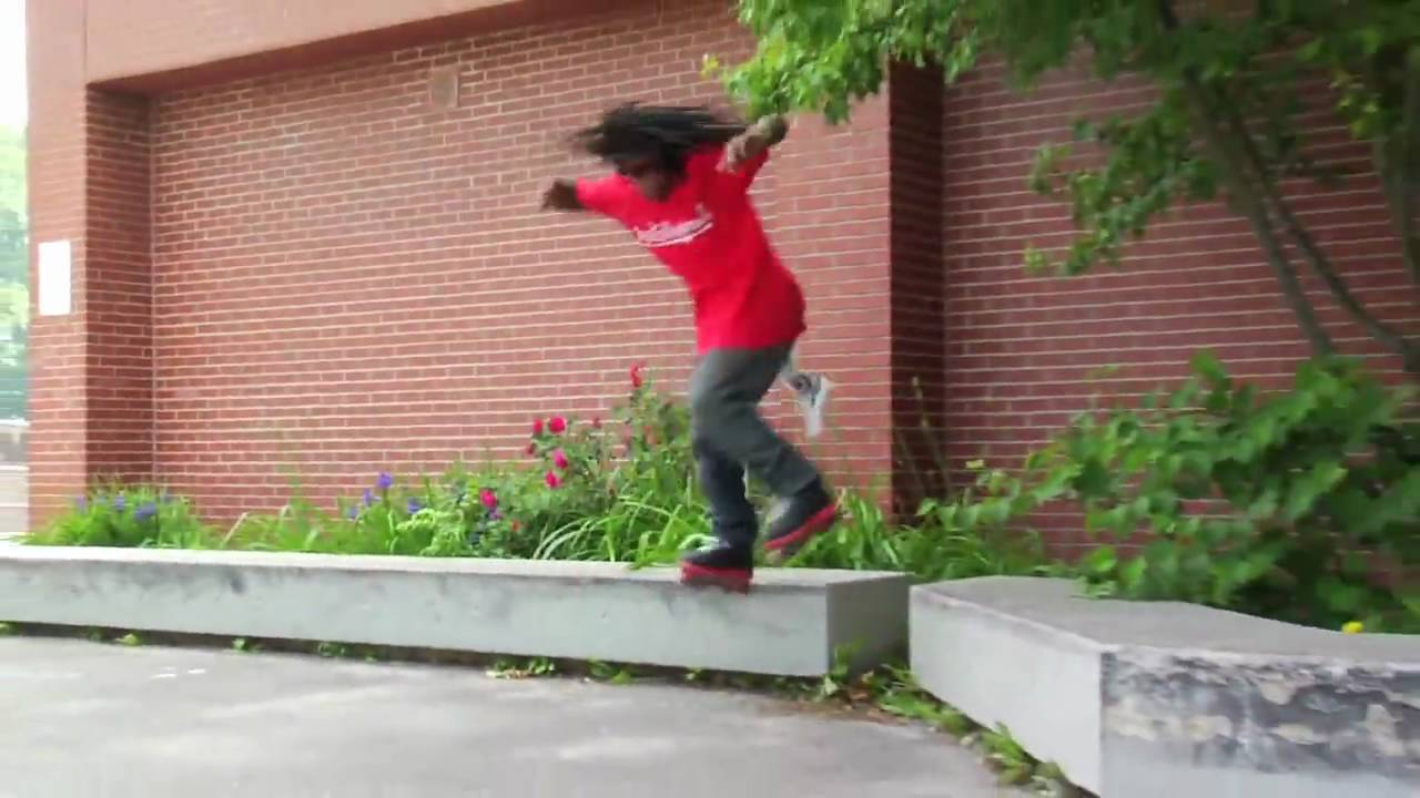 CREATE ORIGINALS™ Introduces Montre' Livingston To The 2010 Pro Team