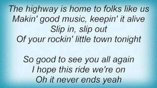 Lynyrd Skynyrd - Rockin&#39; Little Town Lyrics