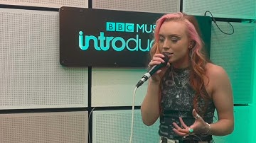 BBC Introducing Live Session // Read The Room