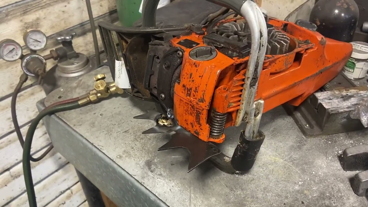 Donny walkers chainsaws showing dog to case fix on 372 husqvarna YouTube