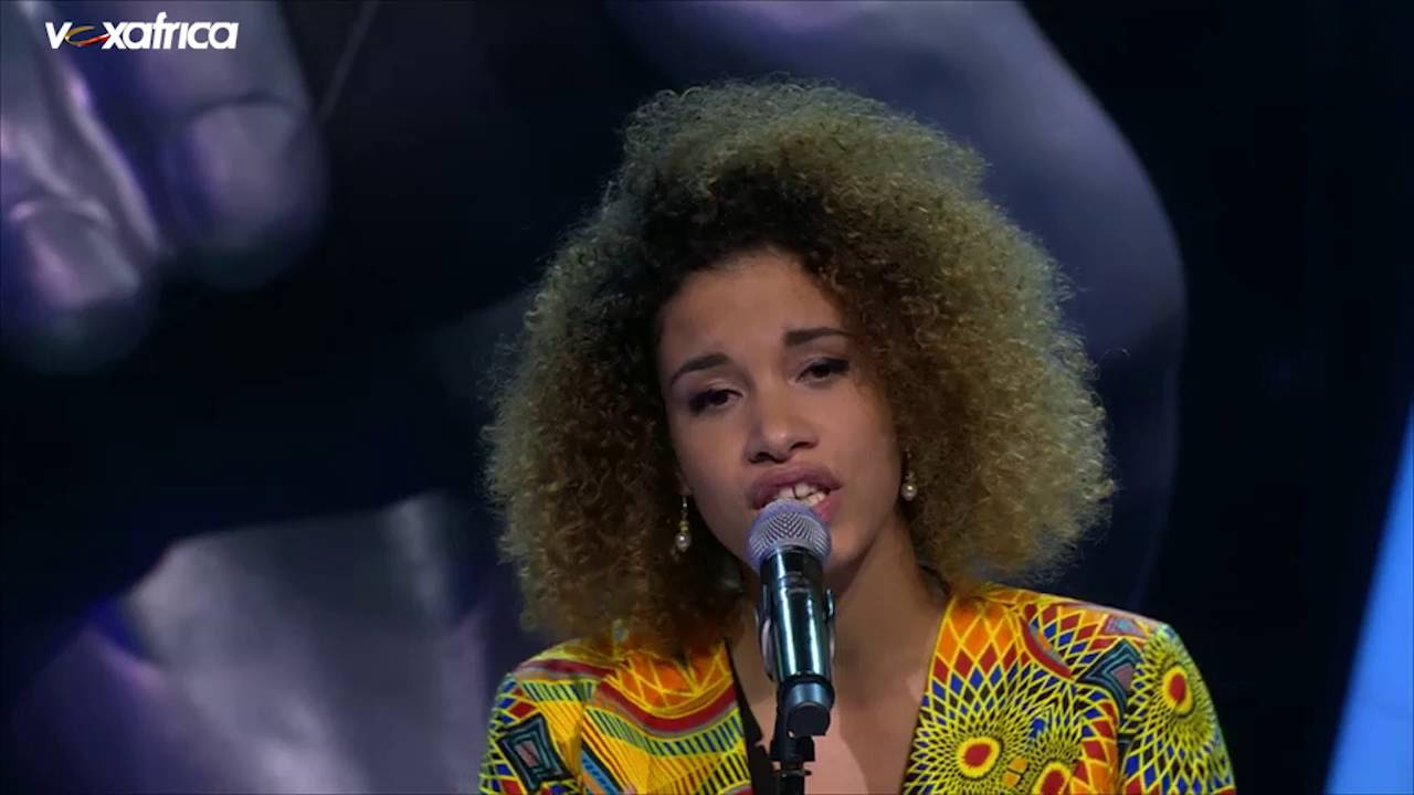 Alexandra chante Comme un fils aux auditions  laveugle  The Voice Afrique francophone 2016