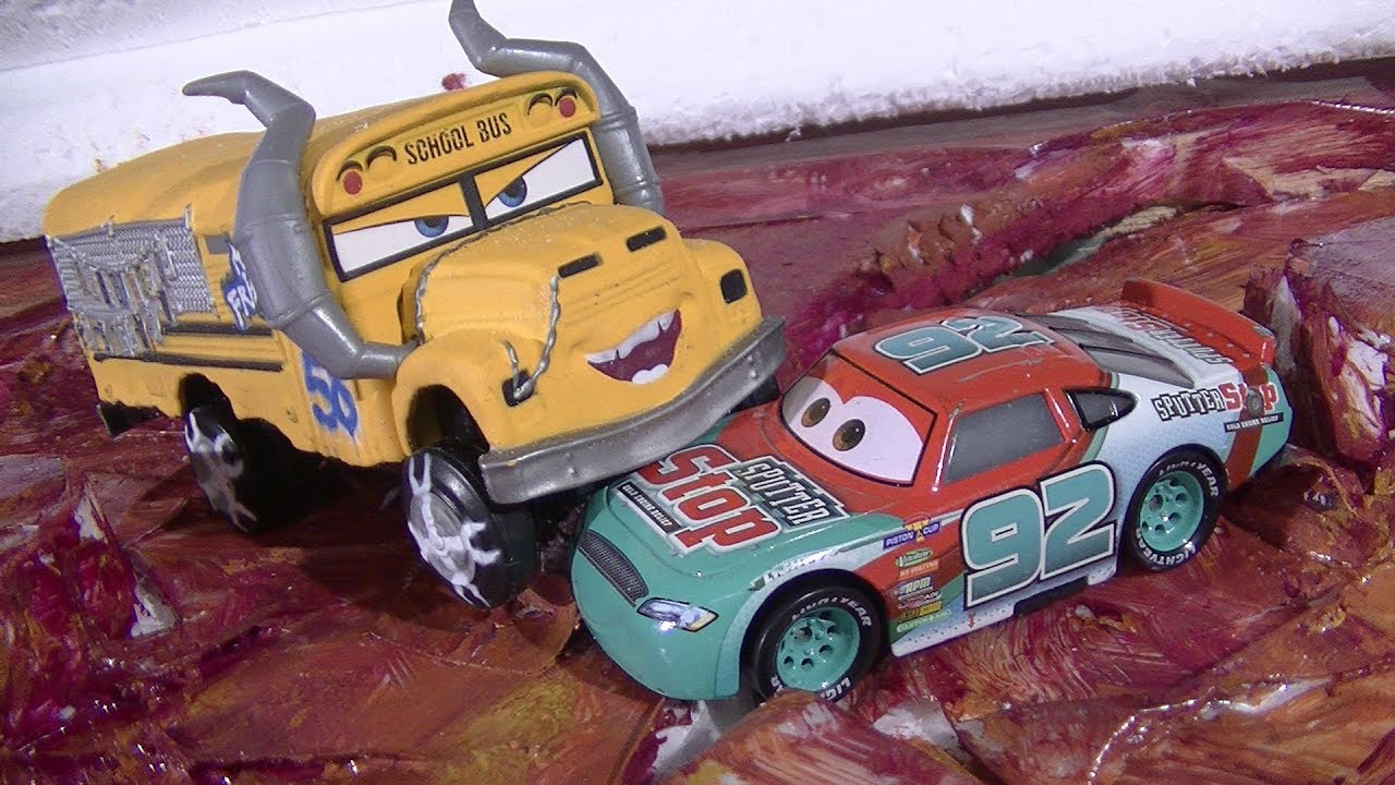 Cars 3 toys Demolition Derby Tournament Thunder Hollow YouTube