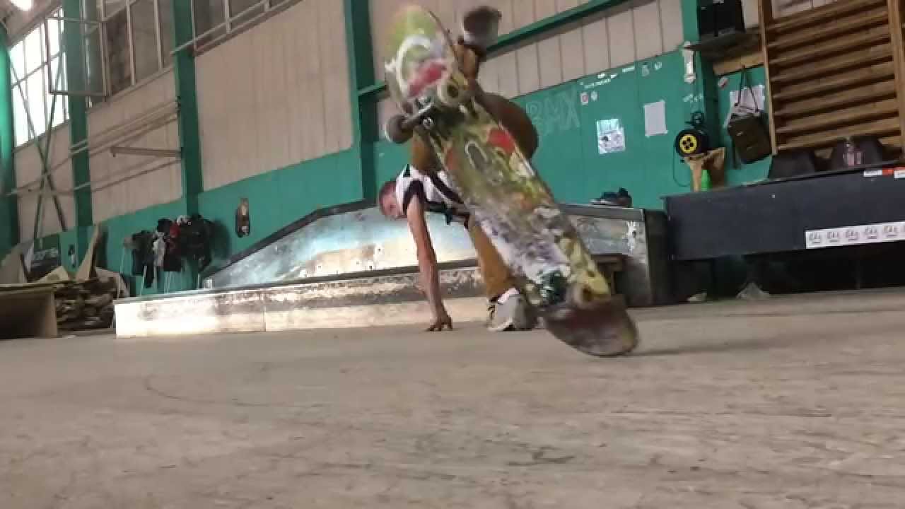 4 meters 4 tricks with Nick Uvarov (Скейтбординг с Ником Уваровым)