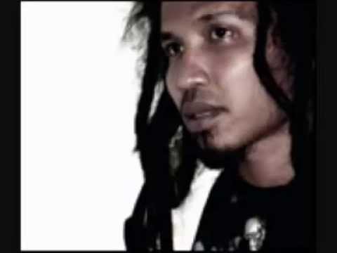 Ipang ~ Menunggu Kesempatan OST Bukan Cinta Biasa Lirik