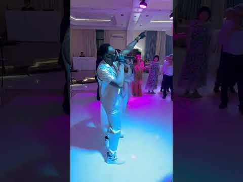 Афро группа зажигают