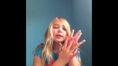 String figures: Witches broom, cup and saucer, Eiffel tower