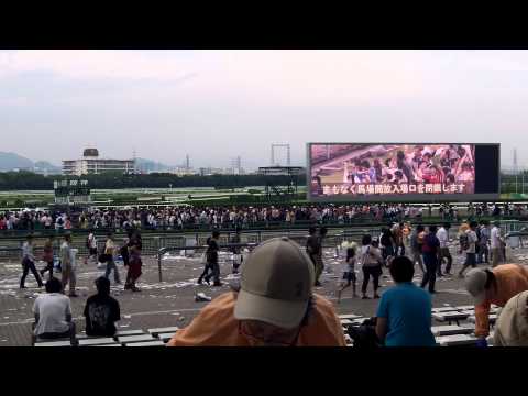 阪神競馬場 馬場解放 関西G1 ファンファーレ