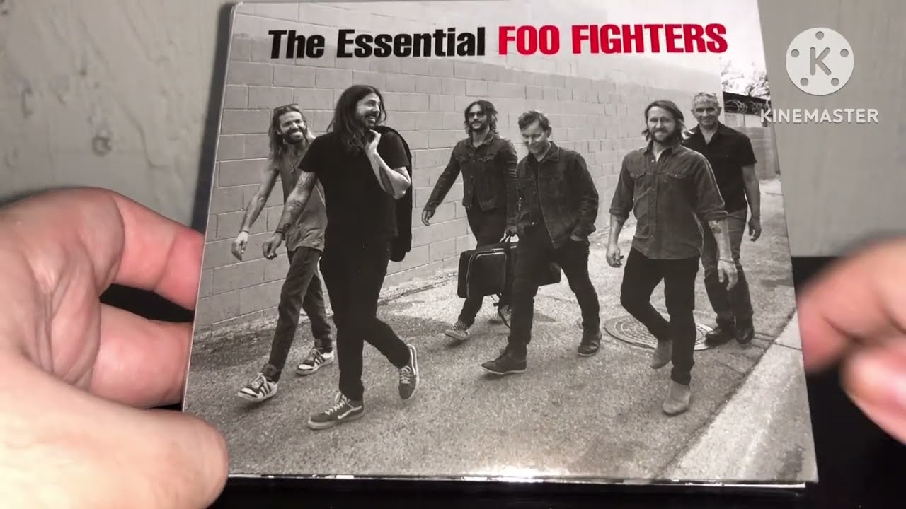 💿CD Unboxing💿 The Essential Foo Fighters - YouTube
