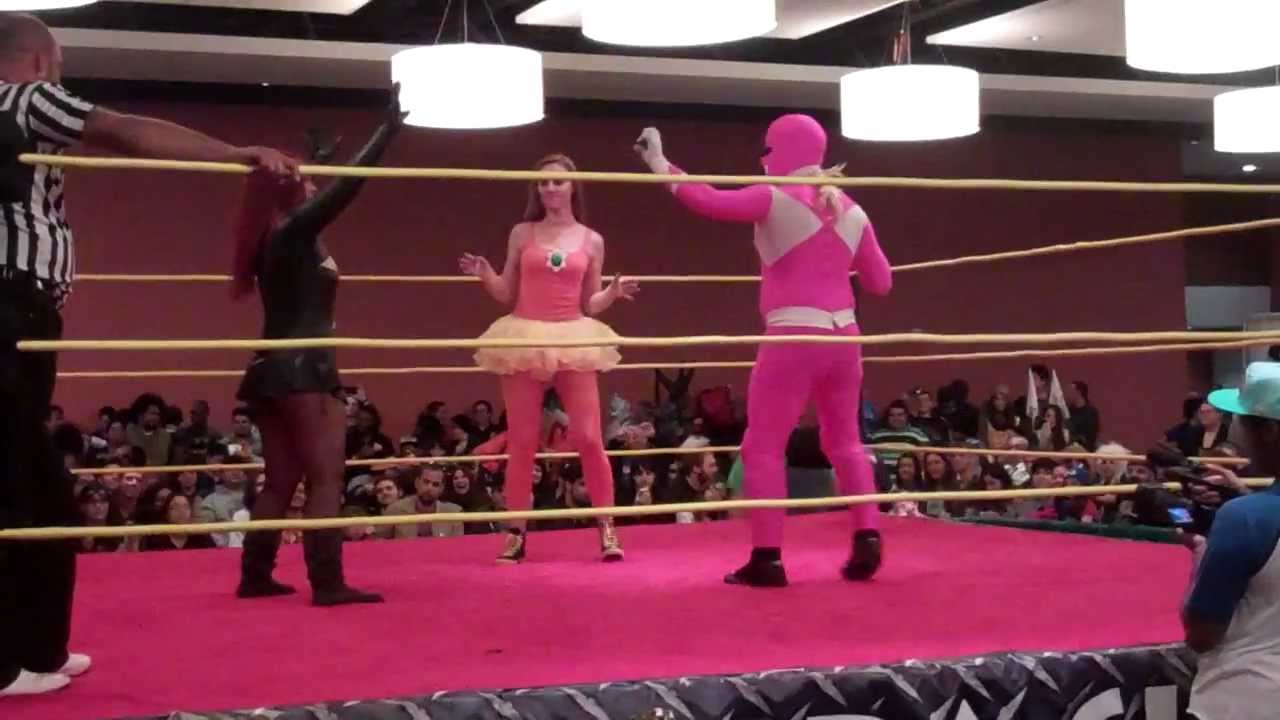 Mary Marvel, Princess Daisy, Pink Power Ranger at FSCW at Animate ...