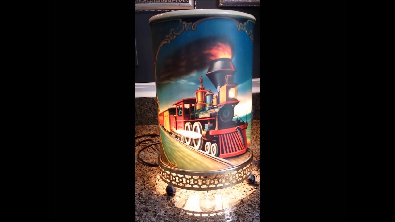 Econolite Train Motion Lamp - Moving Train Lamp Shade Econolite Train Motion Lamp - Moving Train Lamp Shade