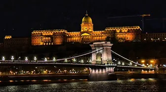 Walking in Budapest at Night 2025 🇭🇺 | 4K UHD (City Lights & Hidden Streets) | ASMR City Sounds