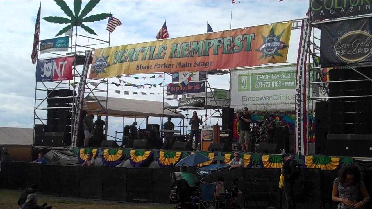 Stephanie Viskovich at Seattle Hempfest 2015