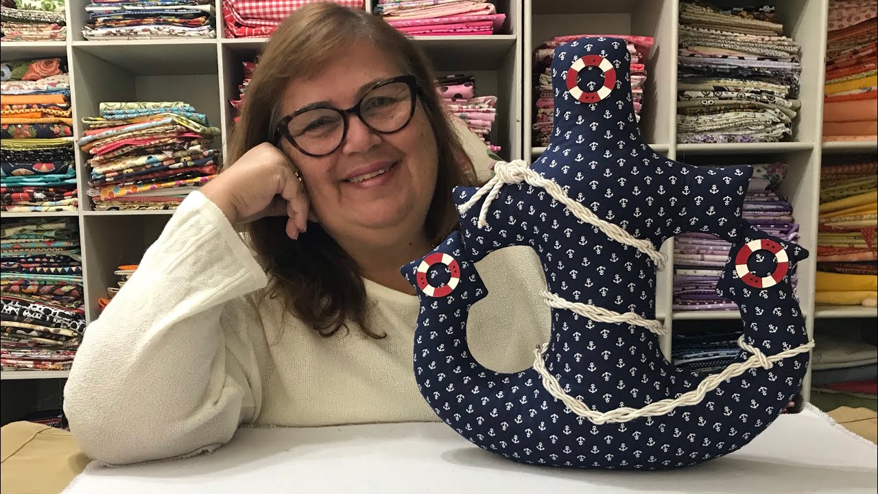 Uma Âncora  peso ou almofada para o quarto dos meninos!  😉❤️