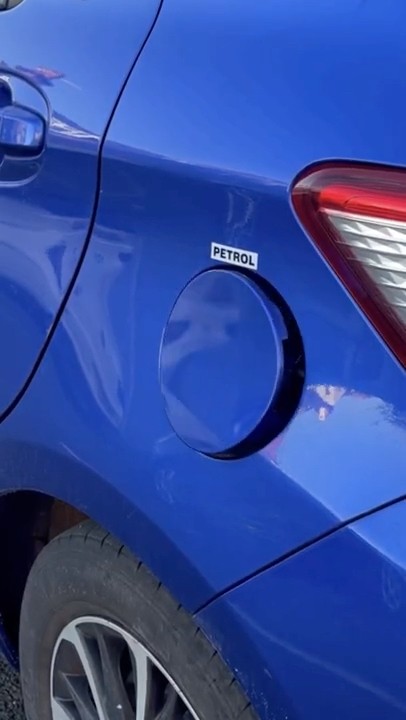 How to open the fuel cap on a Toyota Yaris. #toyota #driving #howto # ...