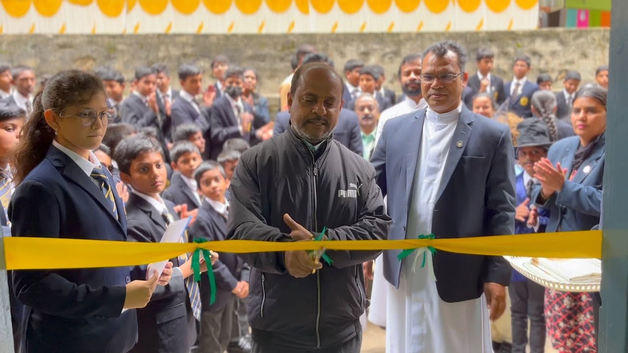 ENGLISH EXHIBITION 2022 |  MONTELISH | MONTFORT YERCAUD