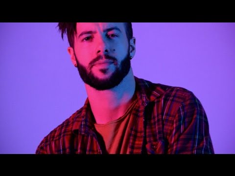 DANGEROUS WOMAN - Ariana Grande (Travis Garland Cover)