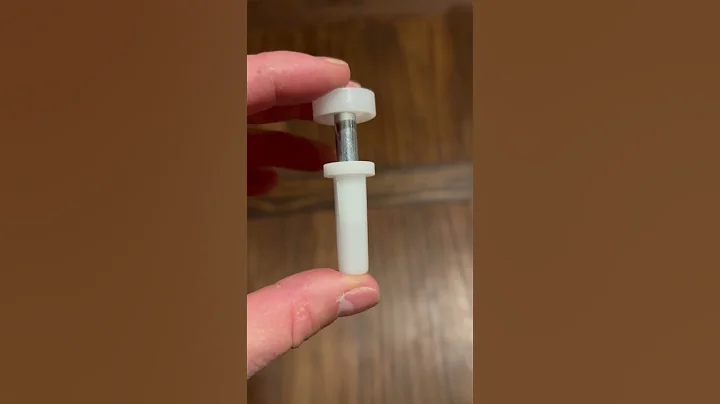 DIY Closet Door Fix in 9.34 Sec 😎