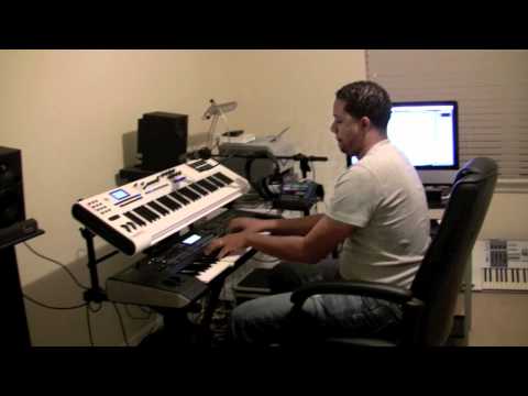 Yamaha MOX6/MOX8 Review :: Playing The Yamaha MOX6 Sound Demo