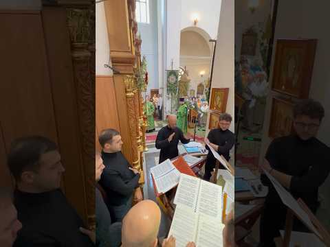 Сегодня, в День Памяти Всех святых, в земле Русской просиявших, еще День памяти и скорби.