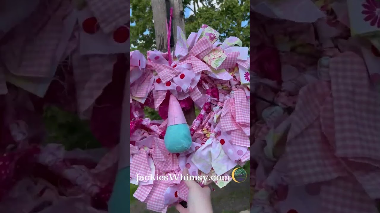 A quick peek at my pink heart rag wreath with gnome! 