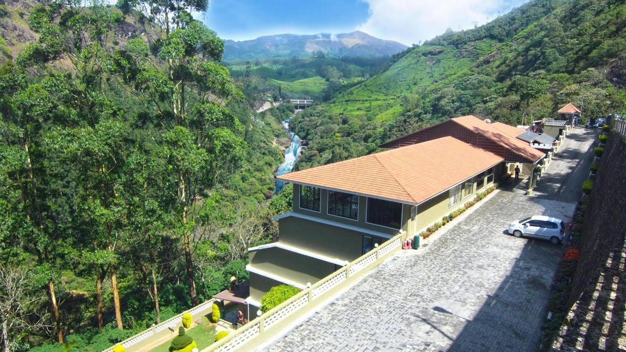 Abad Copper Castle Resort, Munnar, India | Travel Deewane