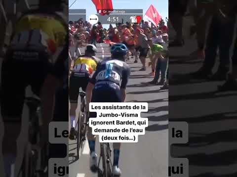 😡 Les assistants de la Jumbo ignorent, à deux reprises, un Romain Bardet assoiffé #shorts #cycling