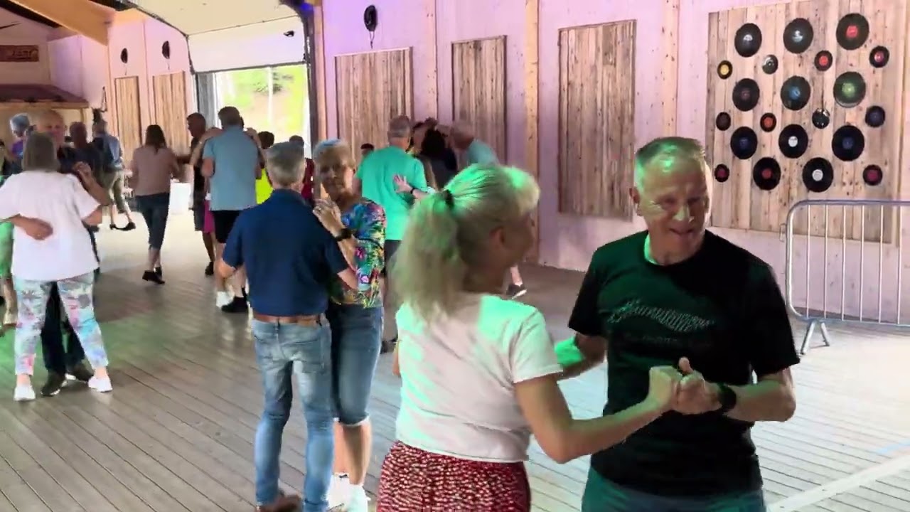 Jag kan se en stjärna falla m Engdals på Laaven Bar Dokka Camping 9 7 Dansnytt Bjørn Weiby