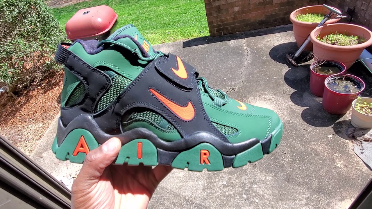nike air barrage mid green