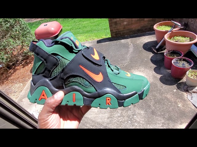 nike air barrage mid green