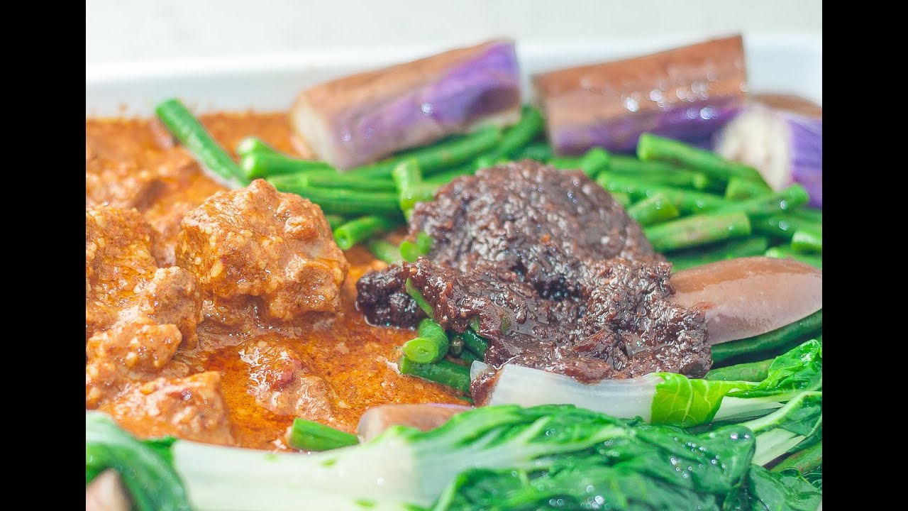 Beef Kare Kare (Beef Stew in Peanut Sauce) | Panlasang Pinoy