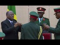 RAIS MAGUFULI AMUAPISHA MNADHIMU MKUU WA JESHI