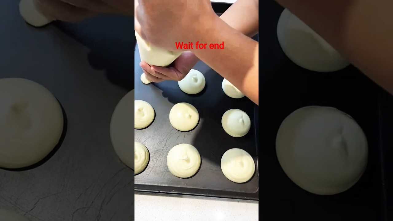 sponge cookies 🍪 all full recipe new variety all new design ke liyehamare channelko subscribe Karen